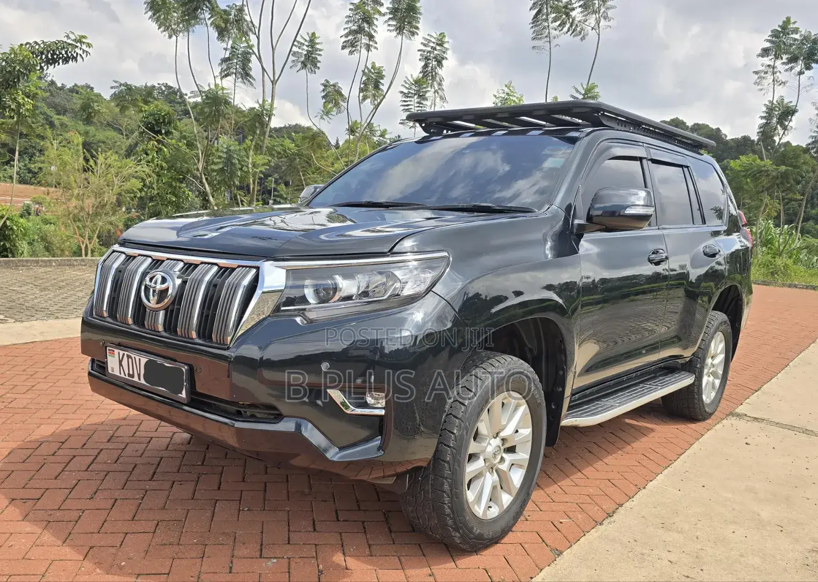 Toyota Land Cruiser Prado 2010 Black