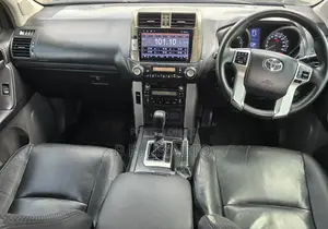 Toyota Land Cruiser Prado 2010 Black