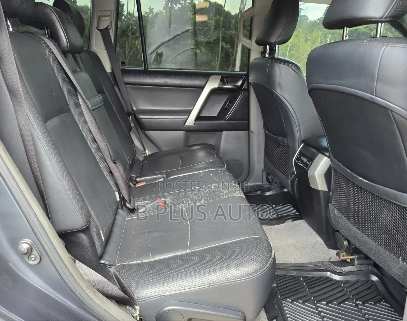 Toyota Land Cruiser Prado 2010 Black