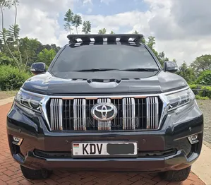 Toyota Land Cruiser Prado 2010 Black