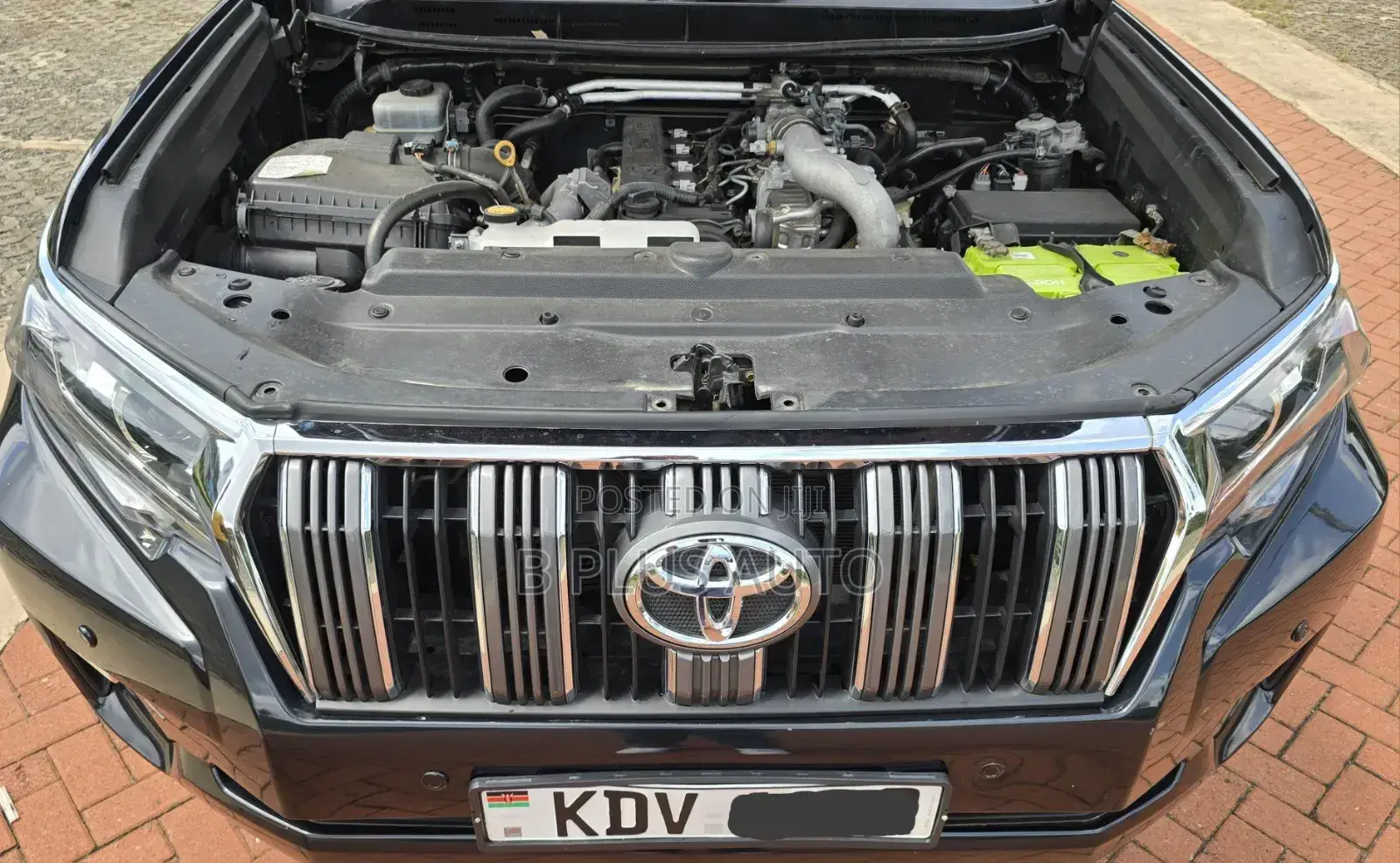 Toyota Land Cruiser Prado 2010 Black