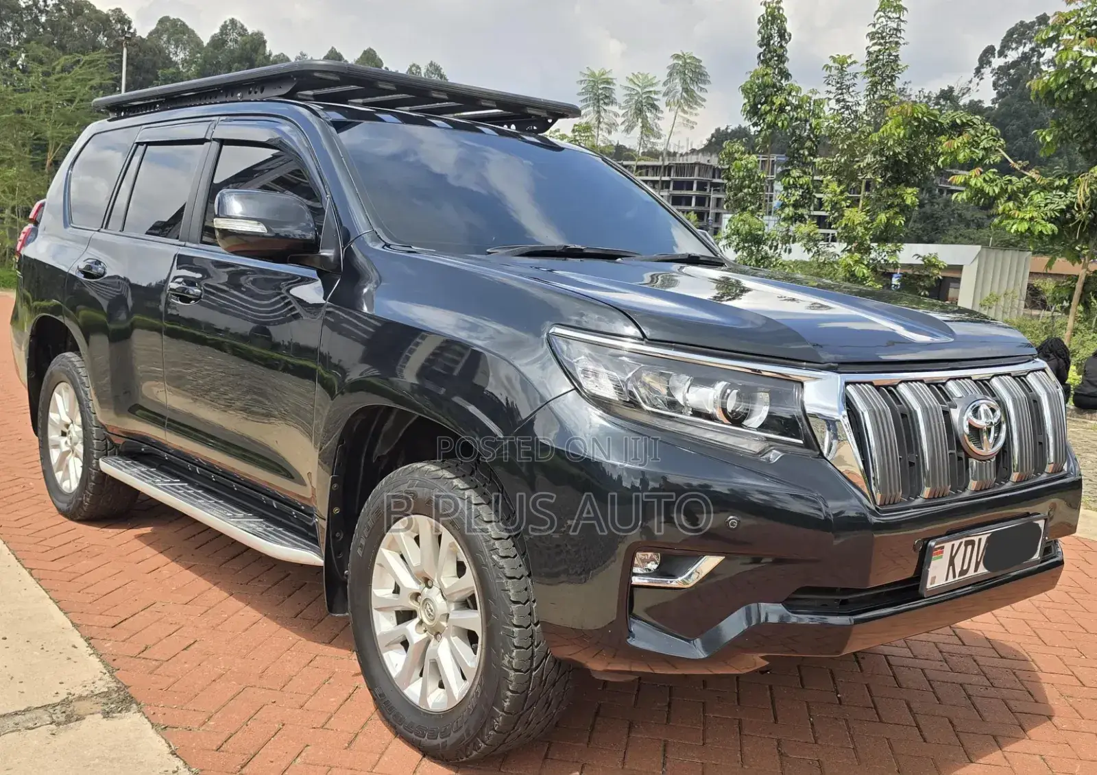 Toyota Land Cruiser Prado 2010 Black