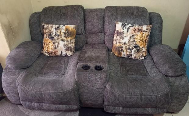 7 Seater on Sale - thumbnail 2