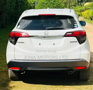 Honda Vezel 1.5 Hybrid 2WD 2019 White