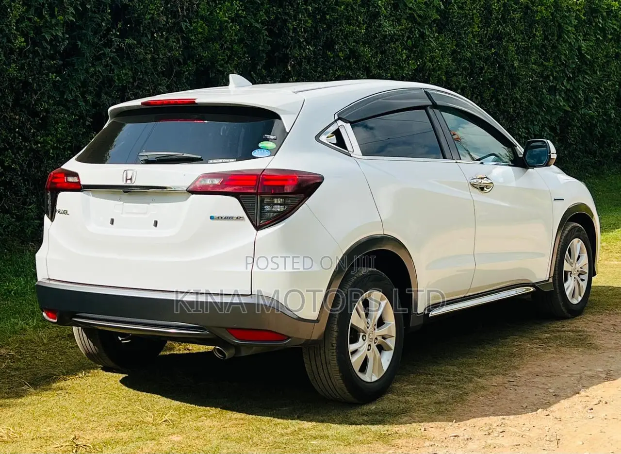 Honda Vezel 1.5 Hybrid 2WD 2019 White