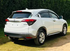 Honda Vezel 1.5 Hybrid 2WD 2019 White