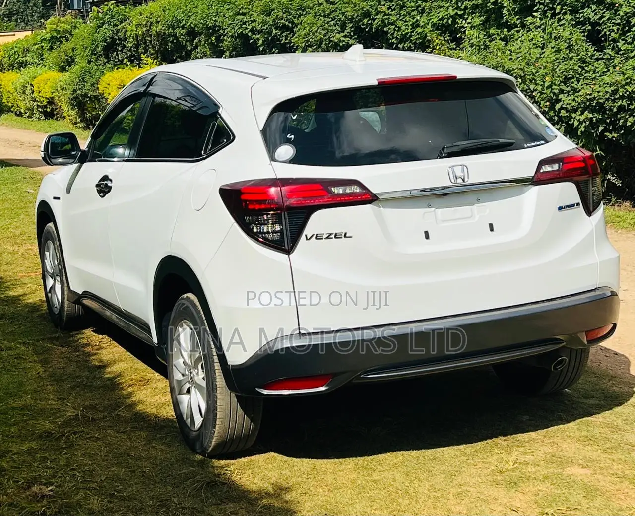Honda Vezel 1.5 Hybrid 2WD 2019 White