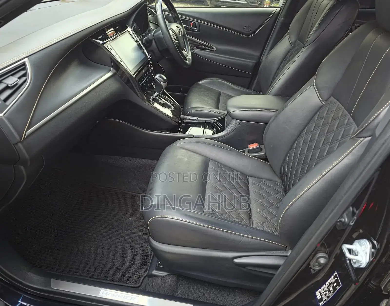 Toyota Harrier 2.0 2019 Black