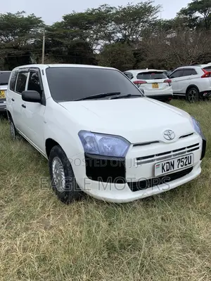 Toyota Succeed SV Premium 2016 White