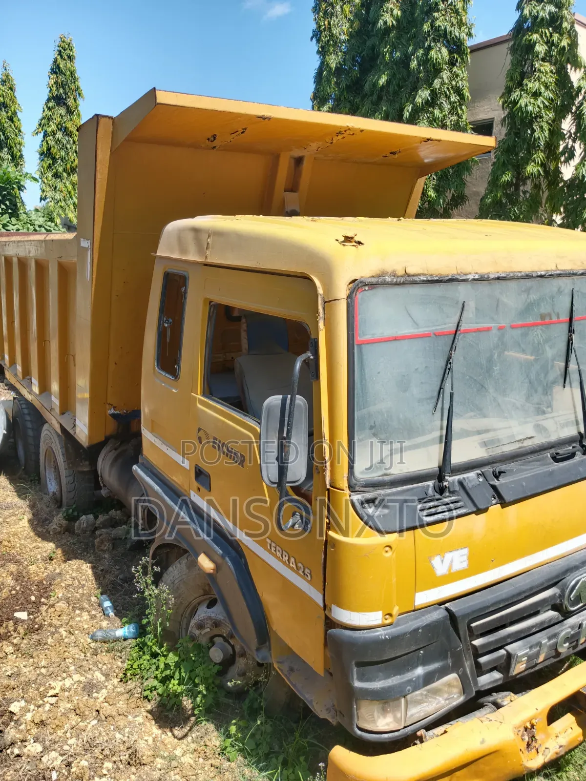 Eicher Terra 25