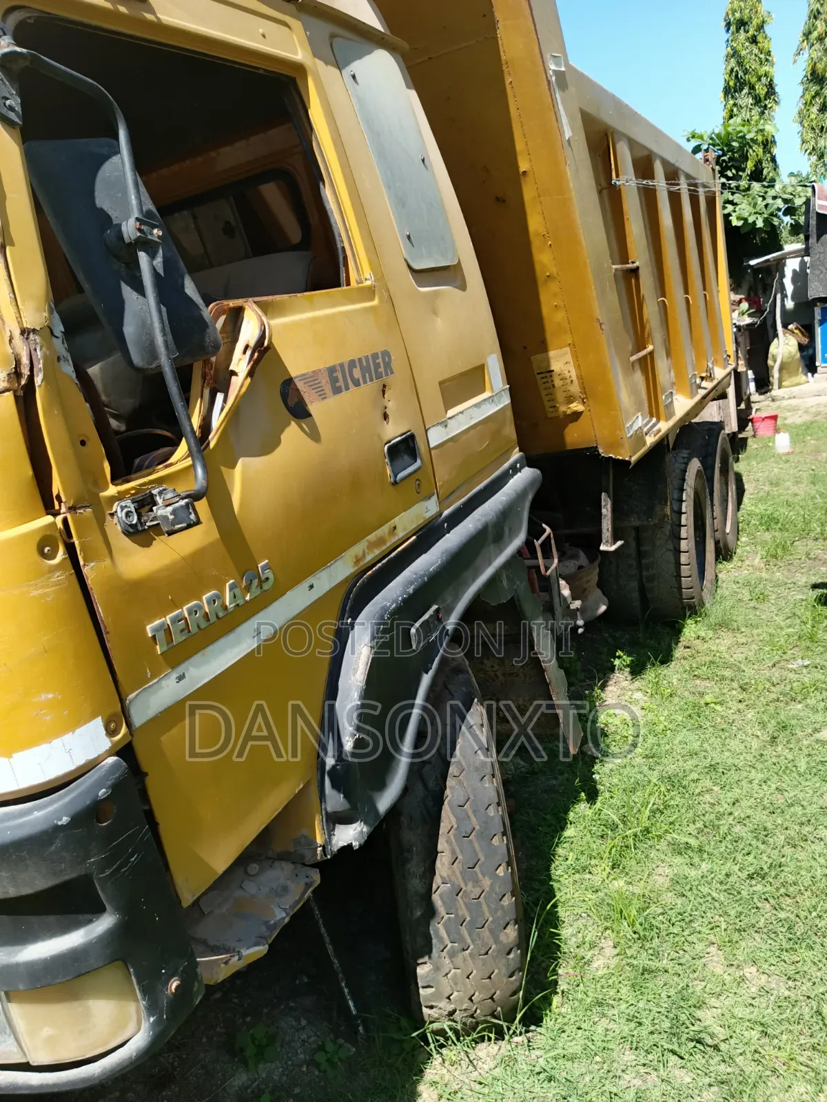 Eicher Terra 25