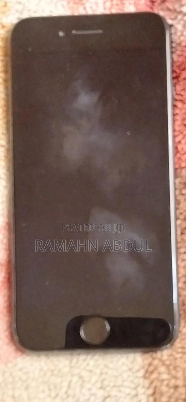 Apple iPhone 7 32 GB Black
