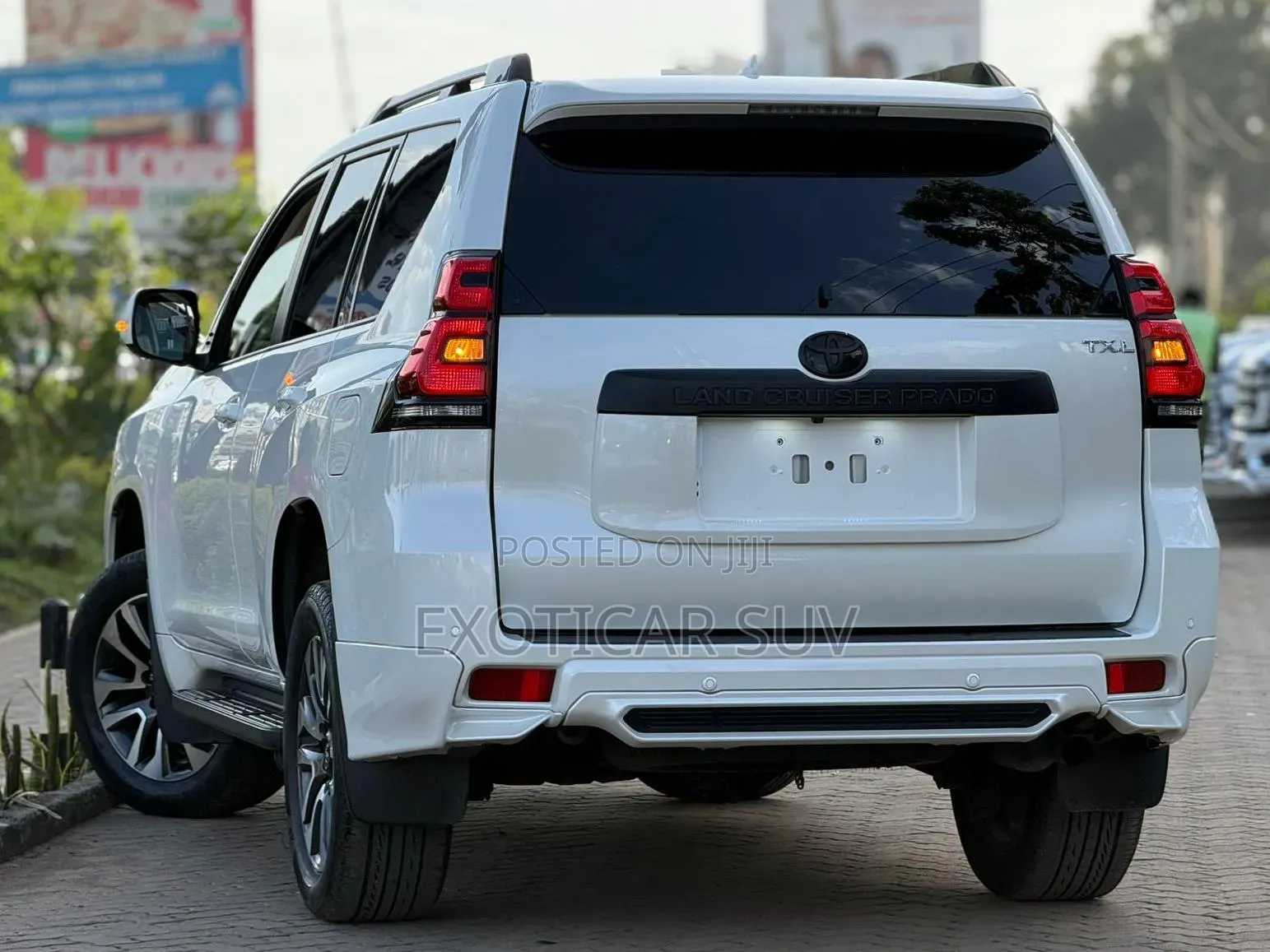 Toyota Land Cruiser Prado 2.7 2022 White