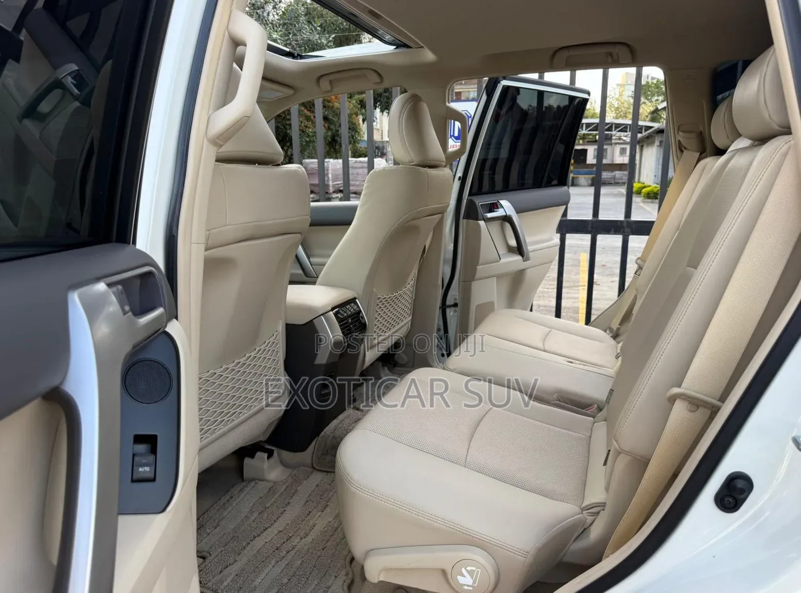 Toyota Land Cruiser Prado 2.7 2022 White