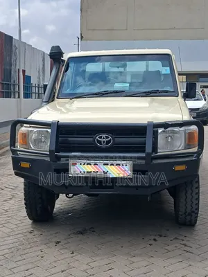 Toyota Land Cruiser 2011 Beige