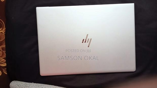 Desktop Computer HP 8GB AMD Ryzen 7 SSD 256GB
