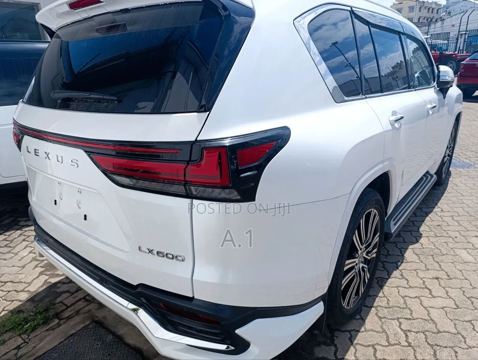 Lexus LX 2022 White