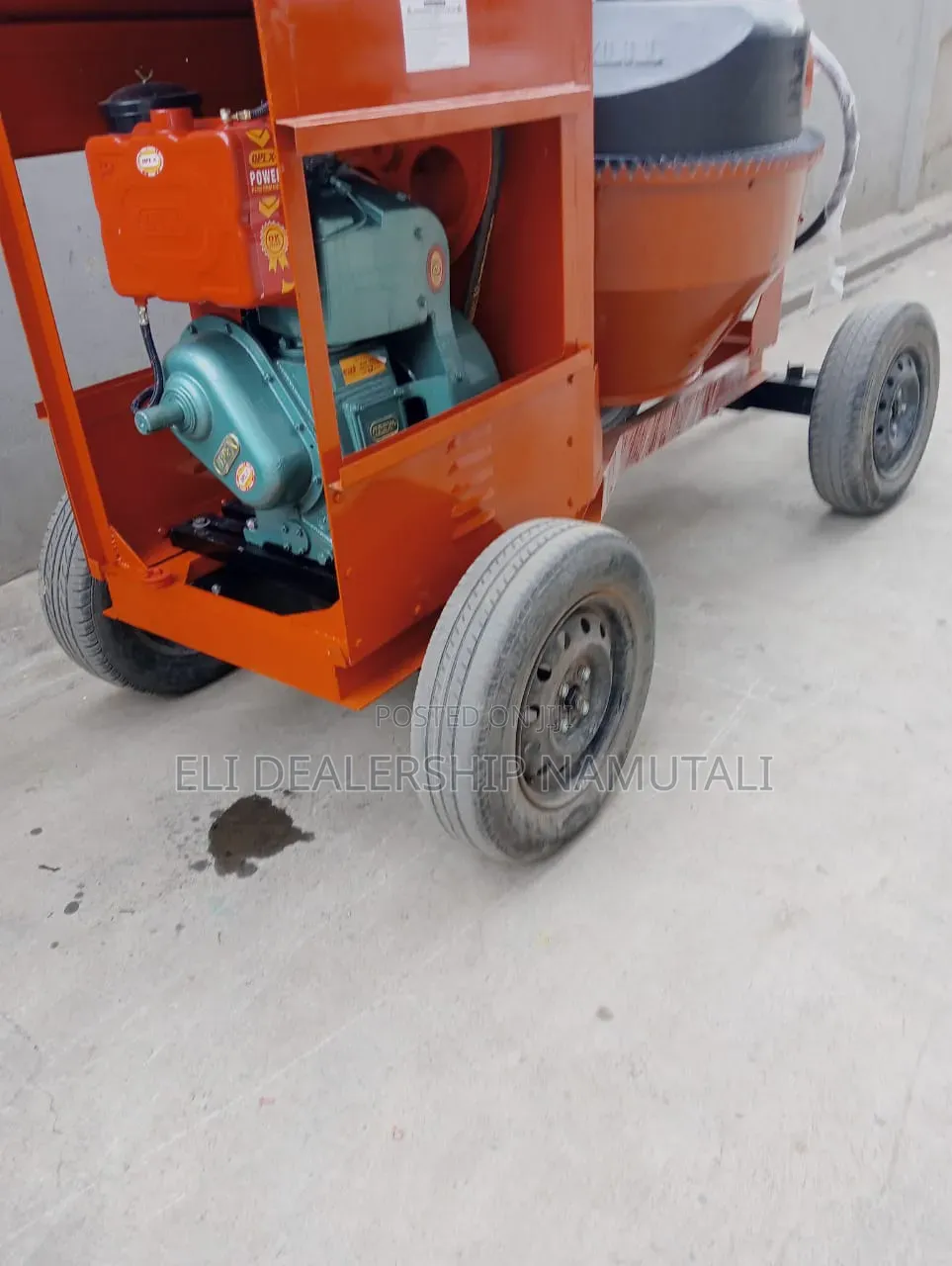 Professional 500l Titan Concrete Mixer for Building and Road Works