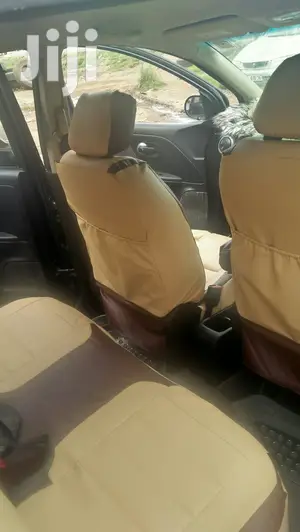 Note Car Seat Covers