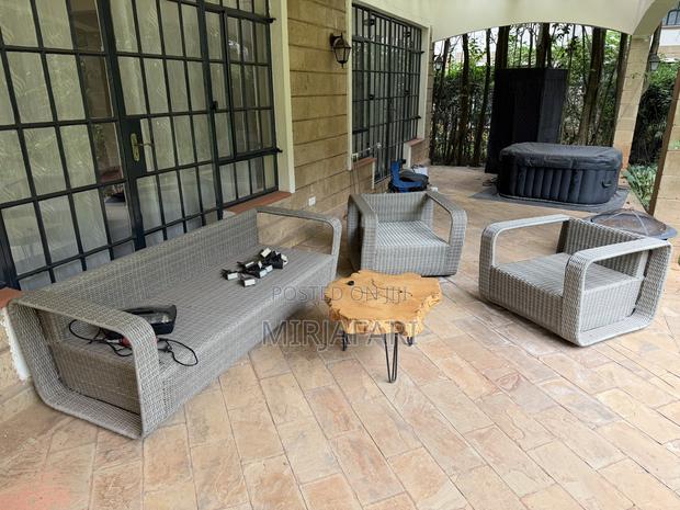 Balcony Sofa - thumbnail 2