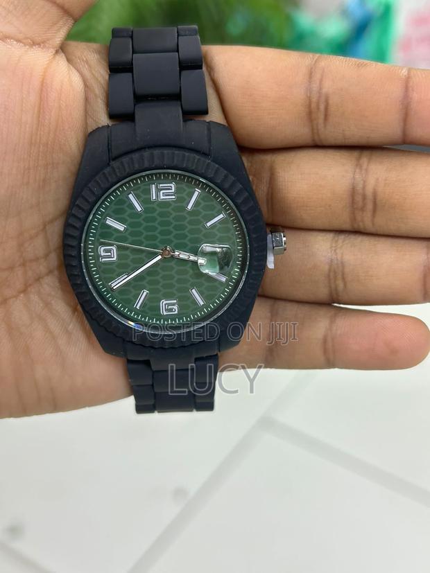 Sleek Matte Quartz Watches With Arabic Classic Dials