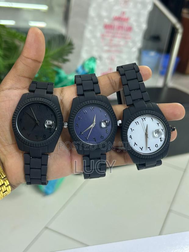Sleek Matte Quartz Watches With Arabic Classic Dials - thumbnail 3