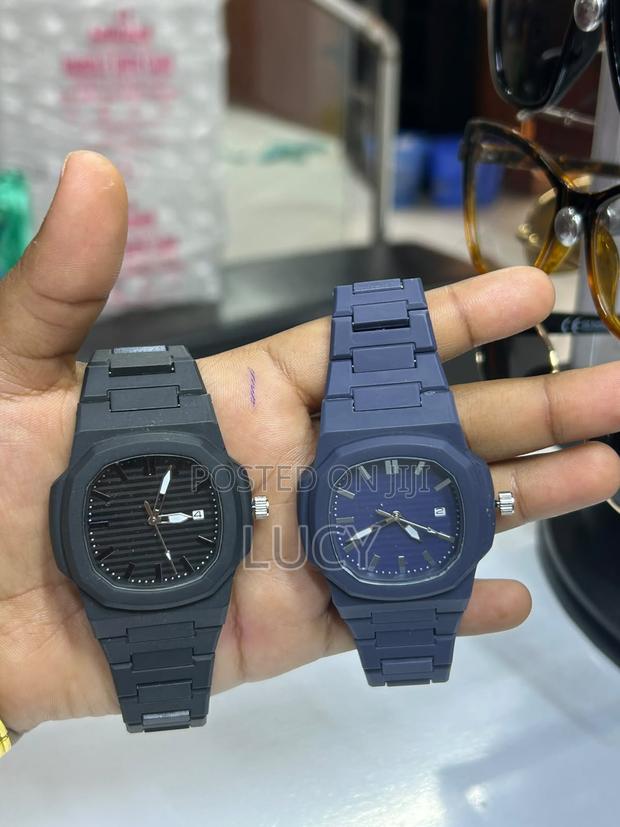 Sleek Matte Quartz Watches With Arabic Classic Dials - thumbnail 4