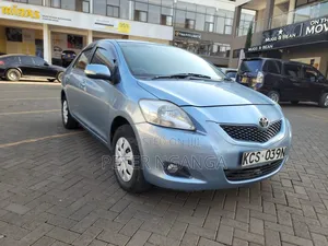 Toyota Belta 2011 Blue