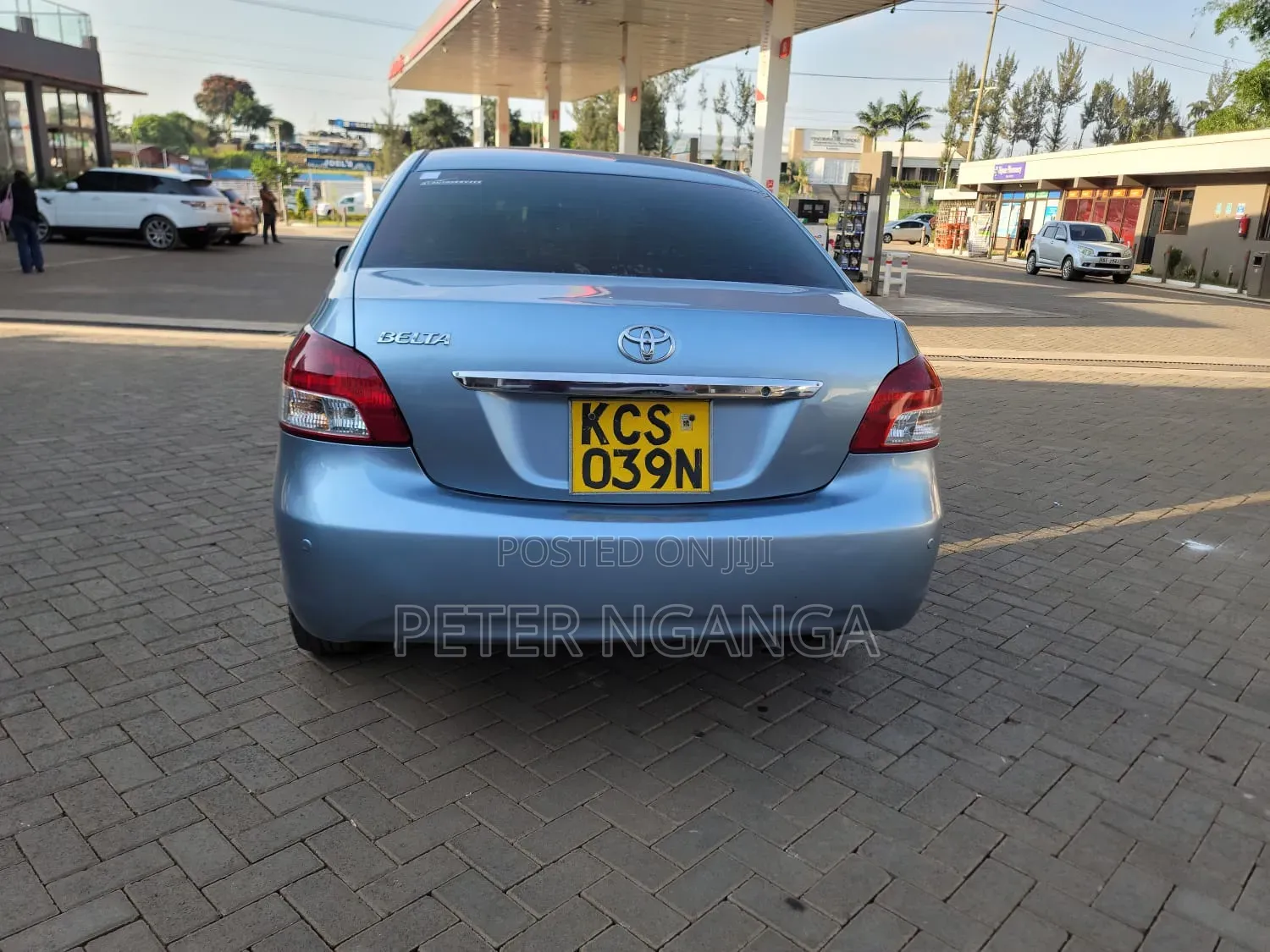 Toyota Belta 2011 Blue