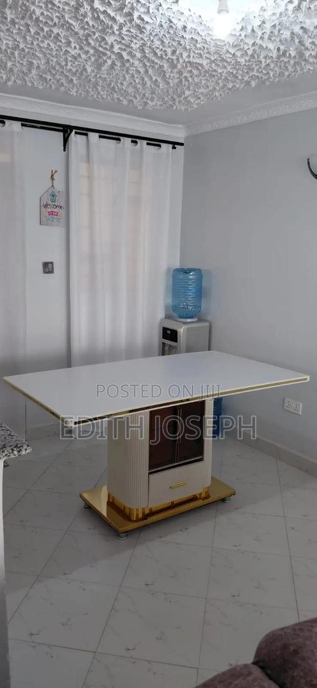 Dining Table - thumbnail 6