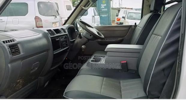 Mazda Bongo 2016 White - thumbnail 10