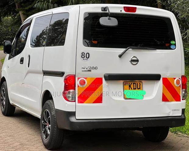 Nissan NV200 2019 White - thumbnail 8