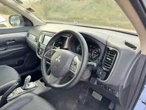 Mitsubishi Outlander 2016 Blue