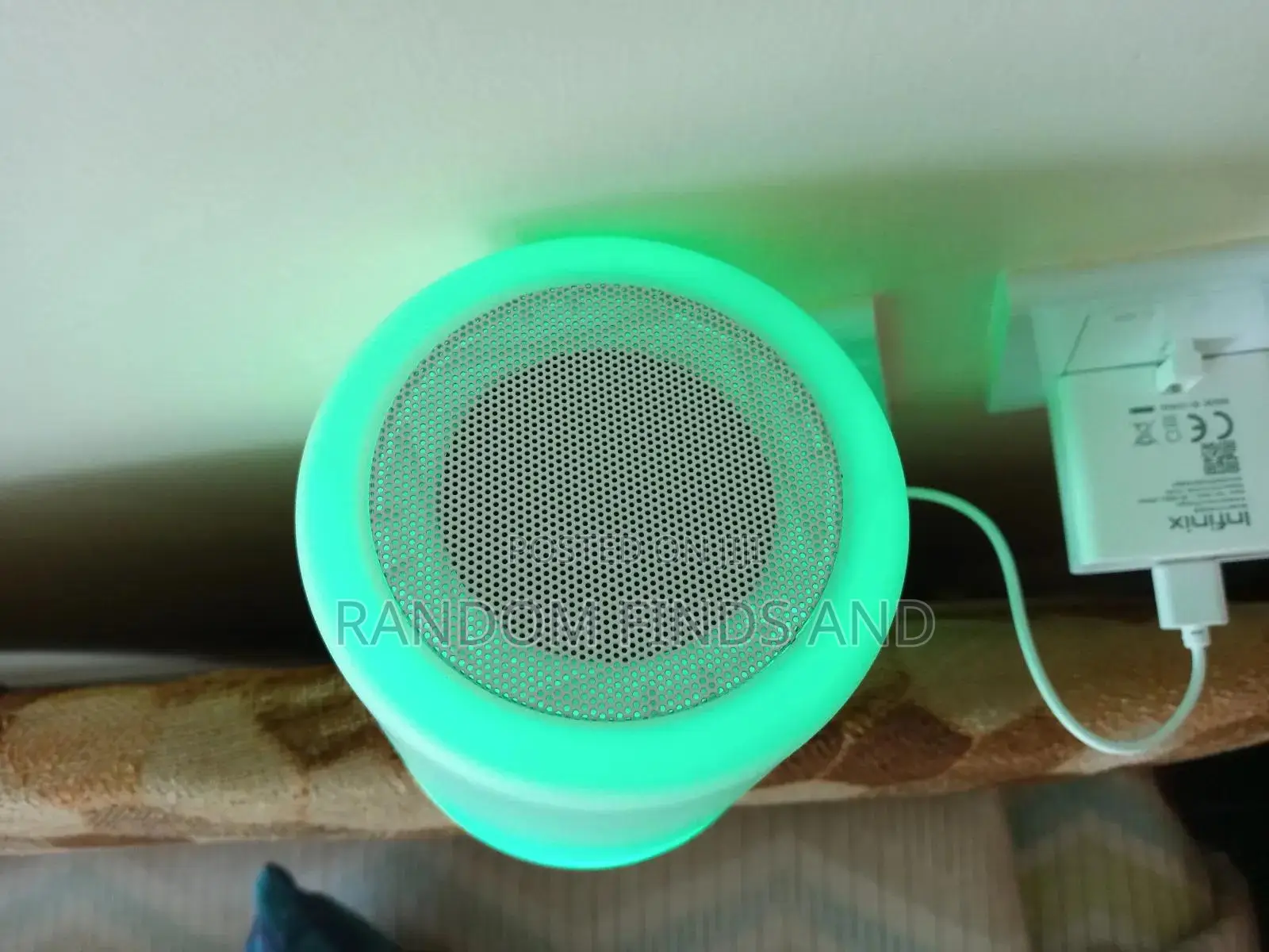 Ai Intelligent Bluetooth Speaker Lamp (7 Colour Lighting)