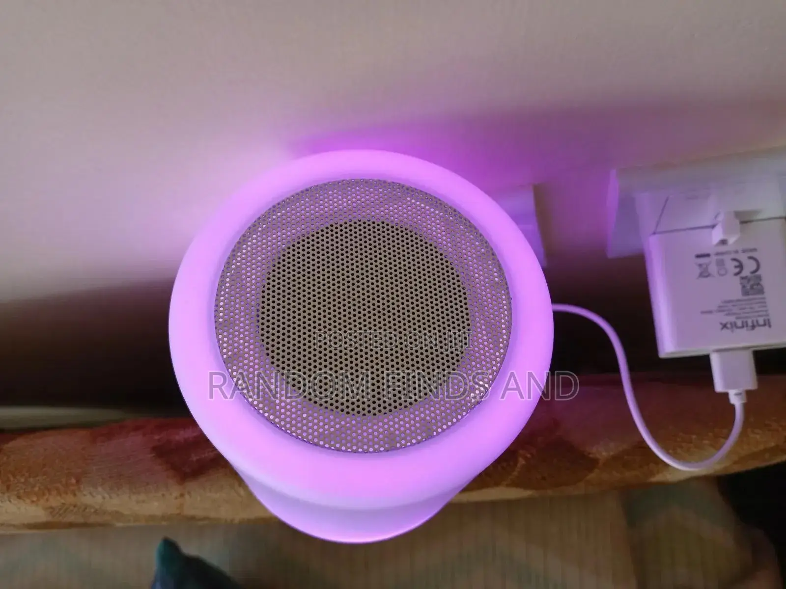 Ai Intelligent Bluetooth Speaker Lamp (7 Colour Lighting)