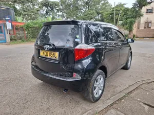Toyota Ractis 2012 Black
