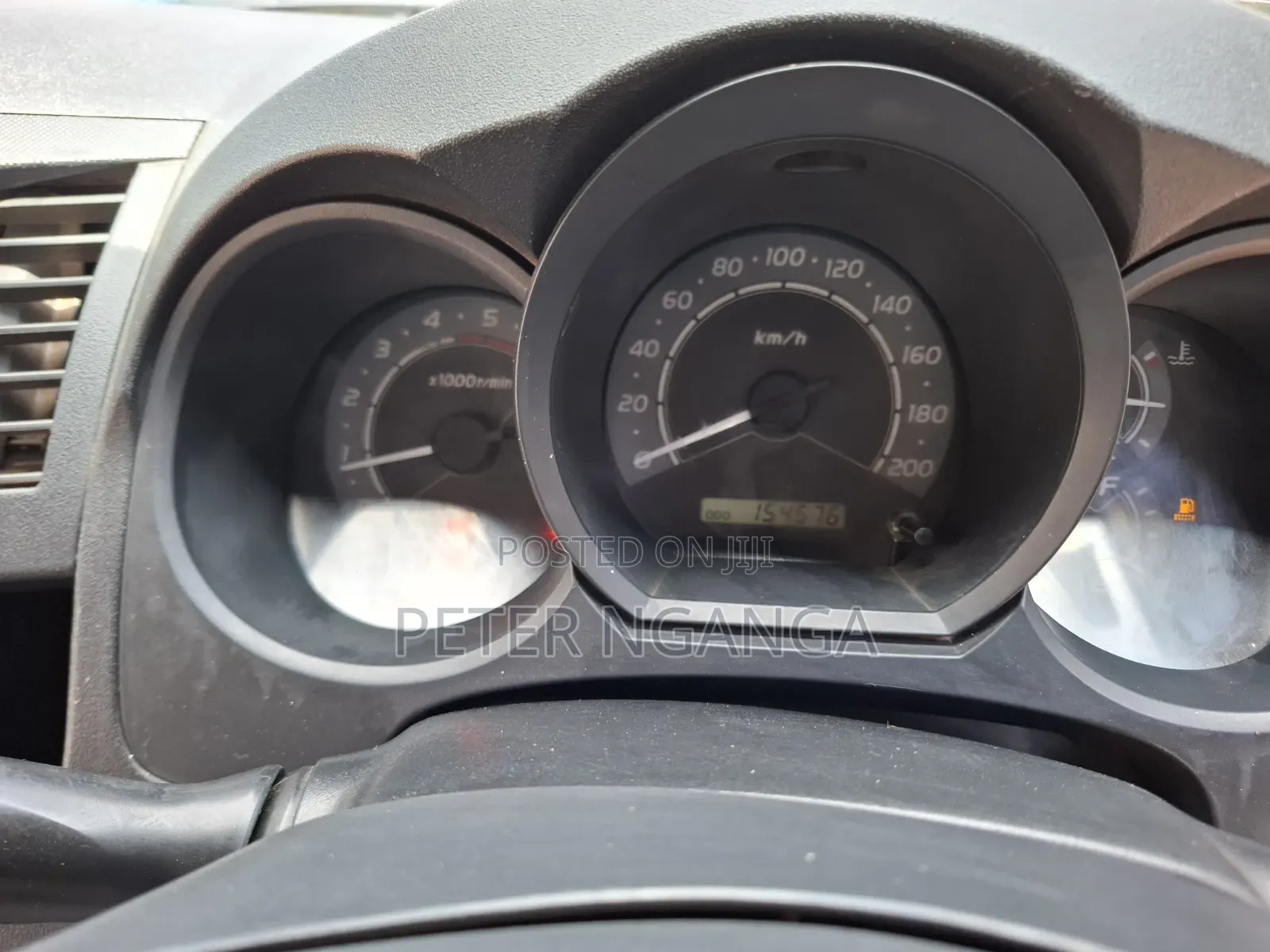Toyota Hilux 2011 Off white