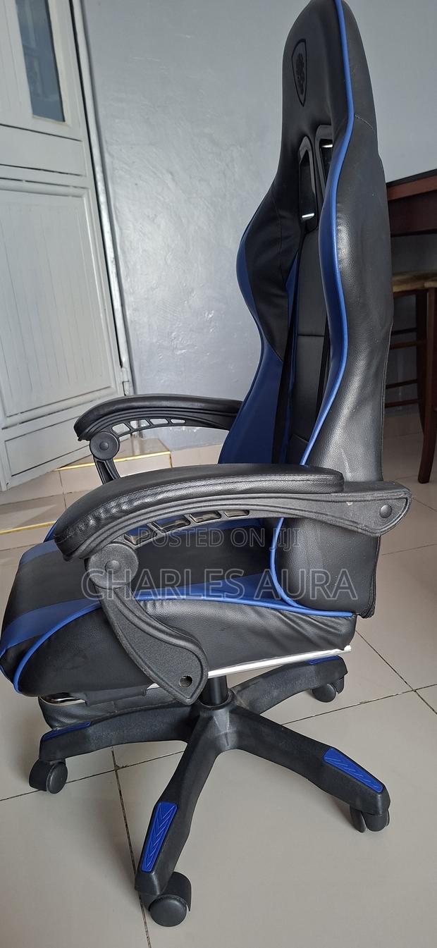 Gaming Chair - thumbnail 3
