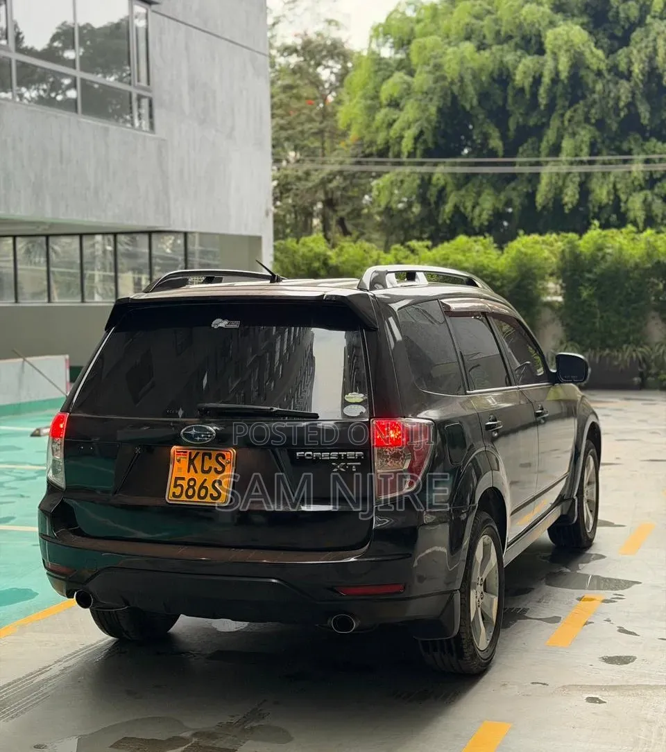 Subaru Forester 2.0D X 2011 Black