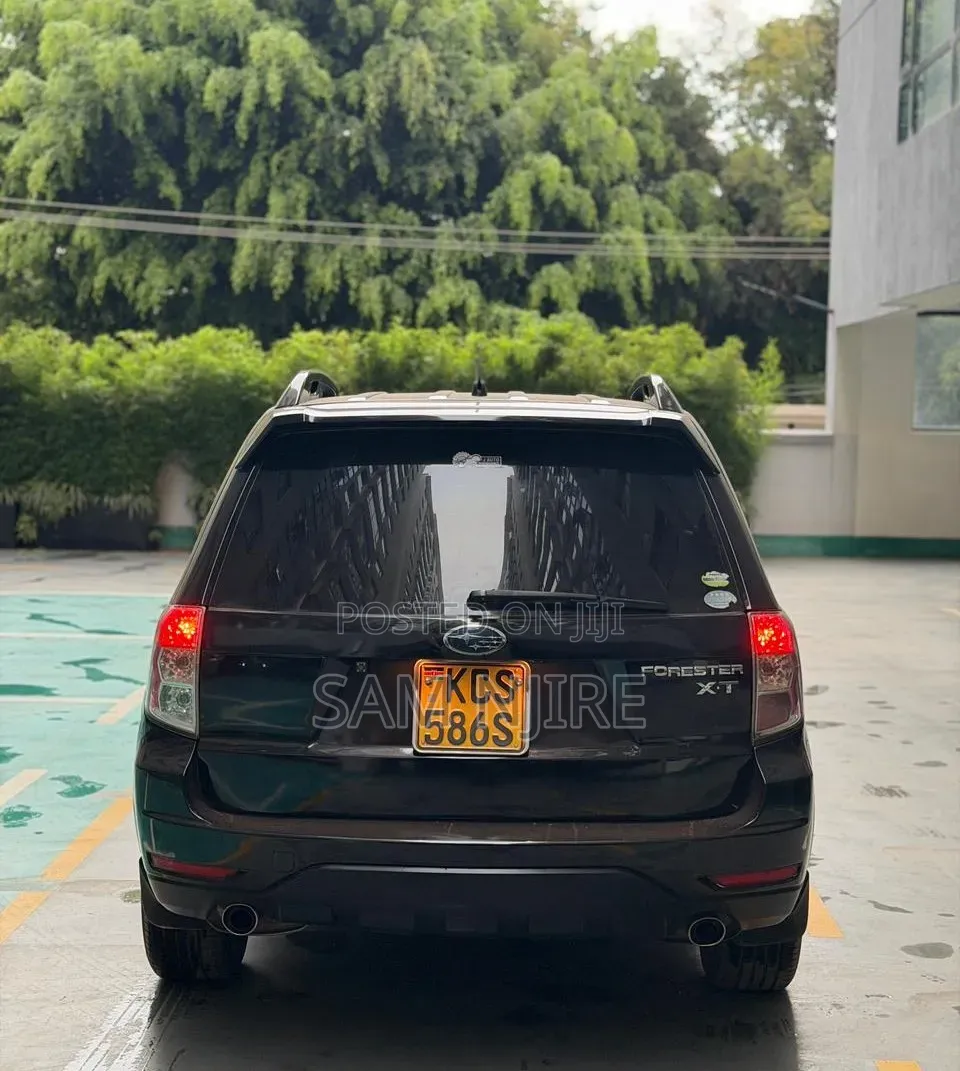 Subaru Forester 2.0D X 2011 Black