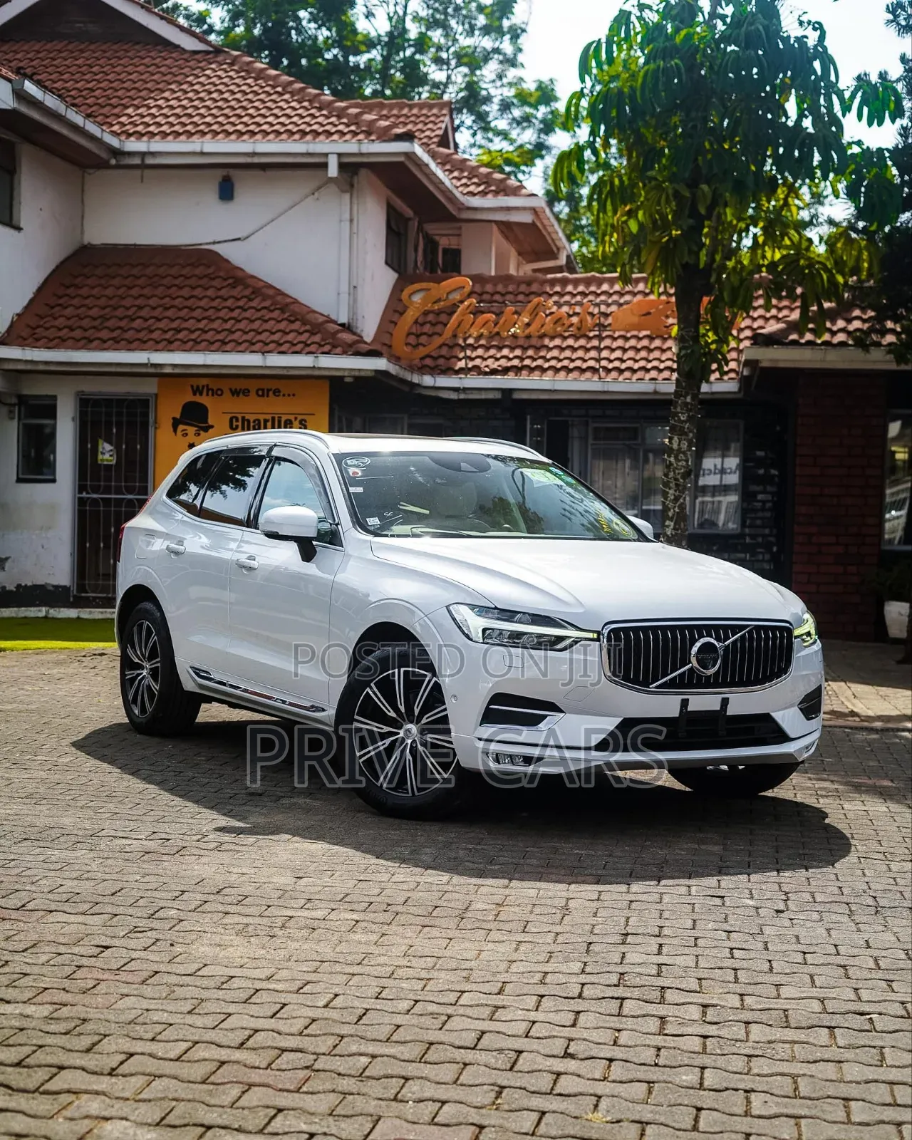 Volvo XC60 2019 White
