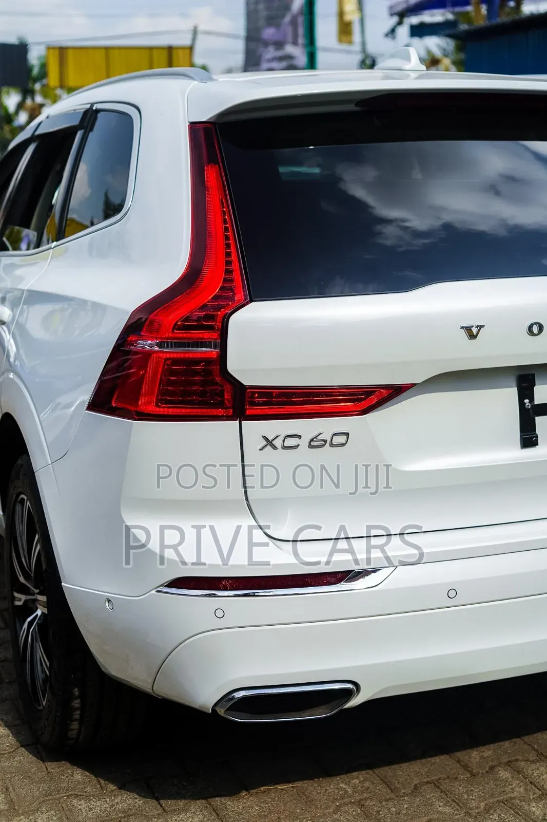 Volvo XC60 2019 White