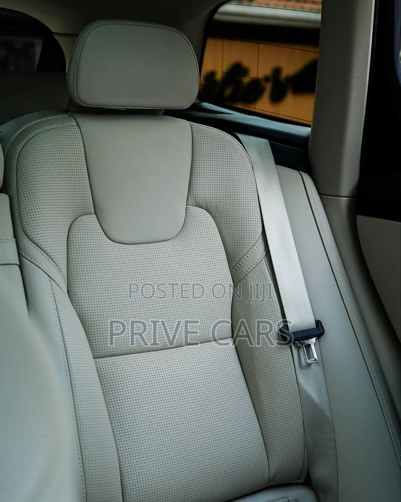 Volvo XC60 2019 White