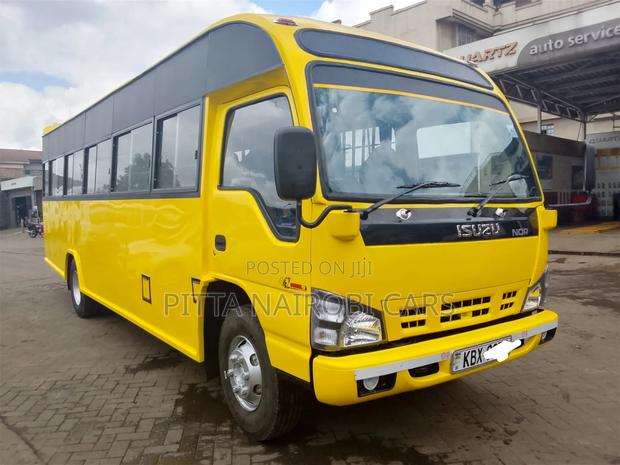 Isuzu NQR 2013 Yellow - thumbnail 6