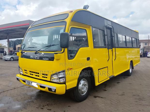 Isuzu NQR 2013 Yellow - thumbnail 7