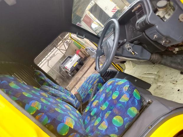 Isuzu NQR 2013 Yellow - thumbnail 15