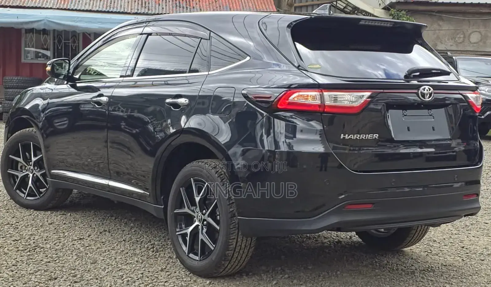 Toyota Harrier 2.0 2019 Blue