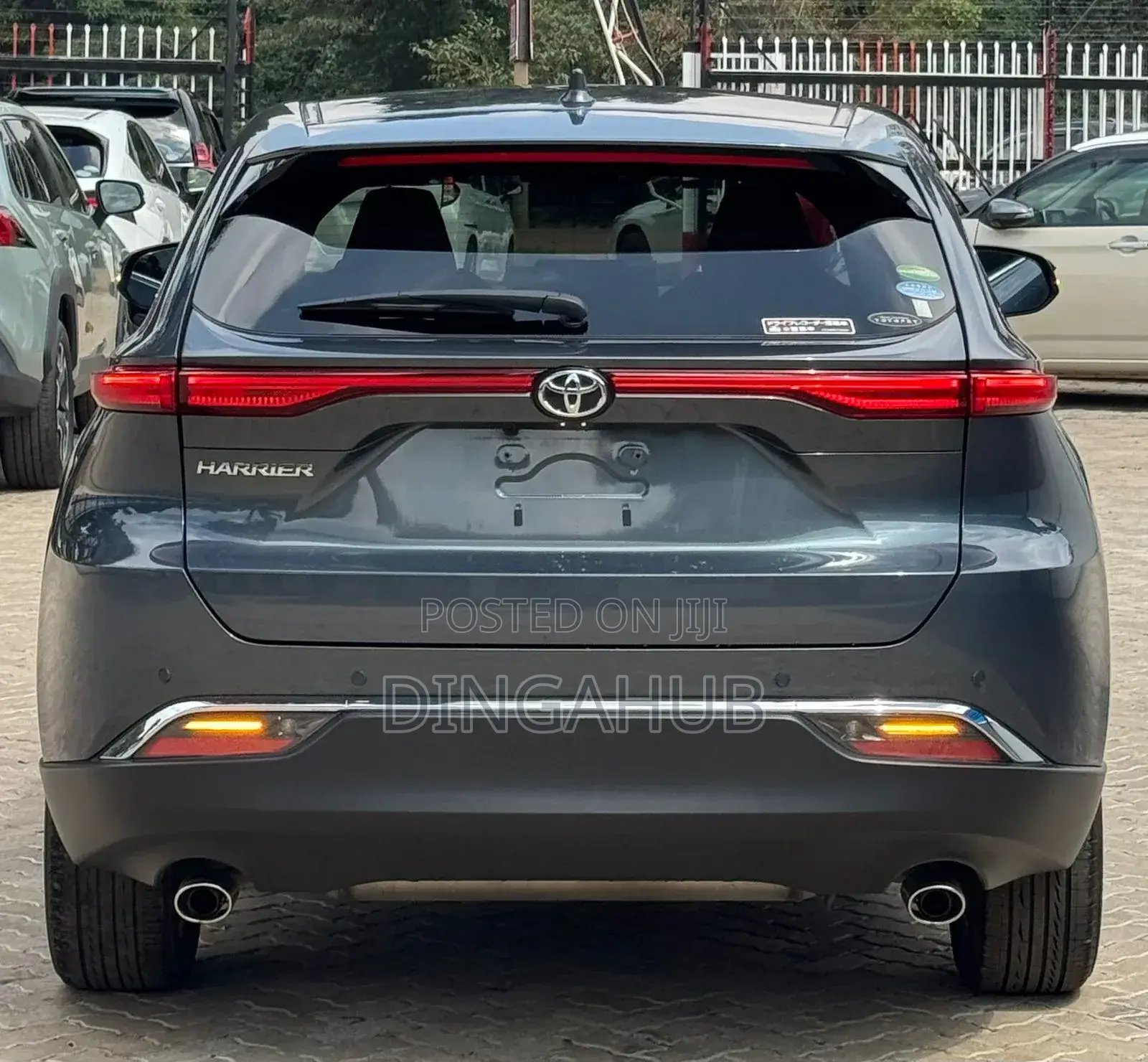 Toyota Harrier 2.0 2020 Gray