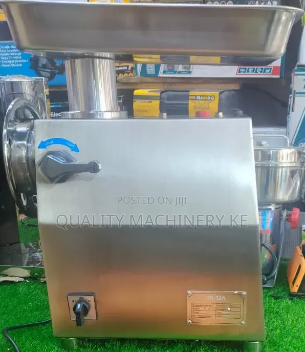 User Friendly Meat Mincer M32