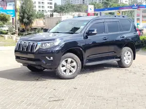 Toyota Land Cruiser Prado 2017 Black